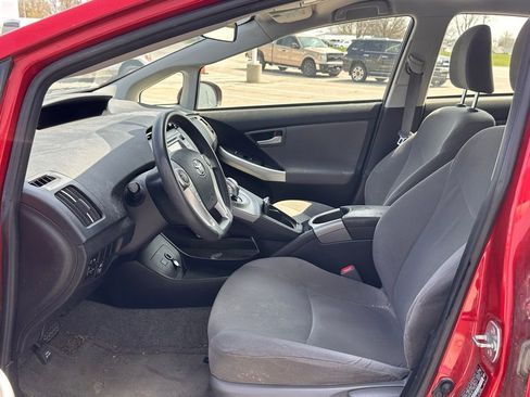 Used 2015 Toyota Prius Two image 11