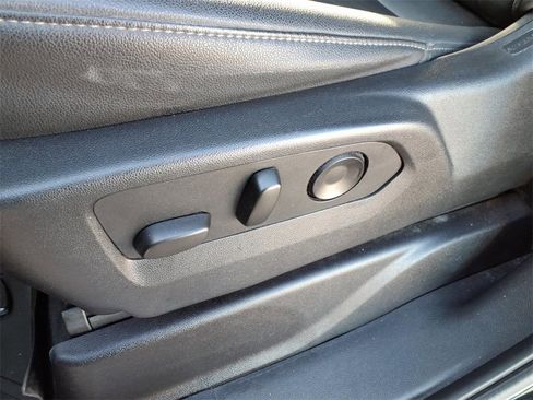 Used 2021 Chevrolet Tahoe LT image 14