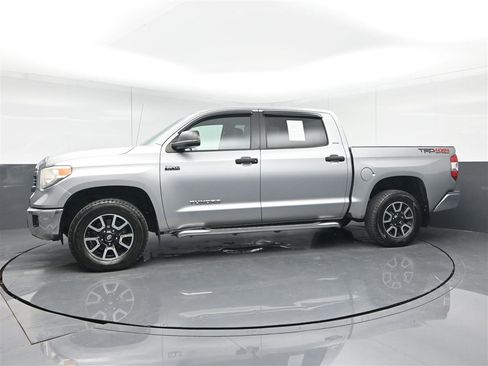 Used 2015 Toyota Tundra SR5 w/ TRD Off Road Package image 8