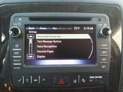 Used 2017 Chevrolet Traverse Premier image 26