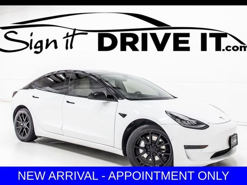 Used 2020 Tesla Model 3 Long Range image 1