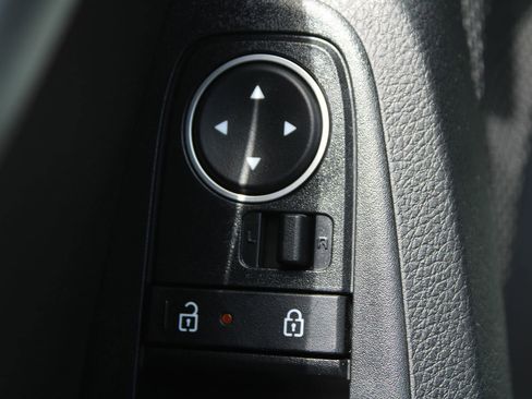 New 2026 Kia Seltos S FWD image 20