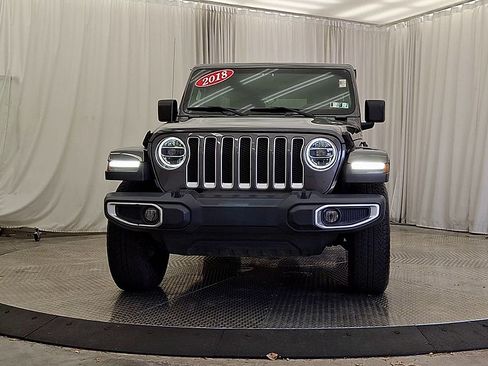 Used 2018 Jeep Wrangler Unlimited Sahara w/ Cold Weather Group AWD/4WD image 6