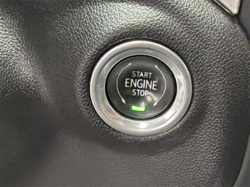 Used 2021 GMC Sierra 2500 SLT w/ SLT Premium Package image 29