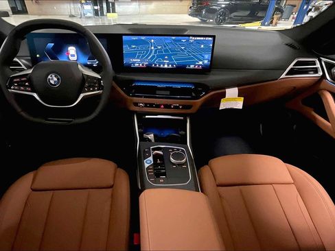 Used 2025 BMW i4 eDrive40 w/ Driving Assistance Package image 5