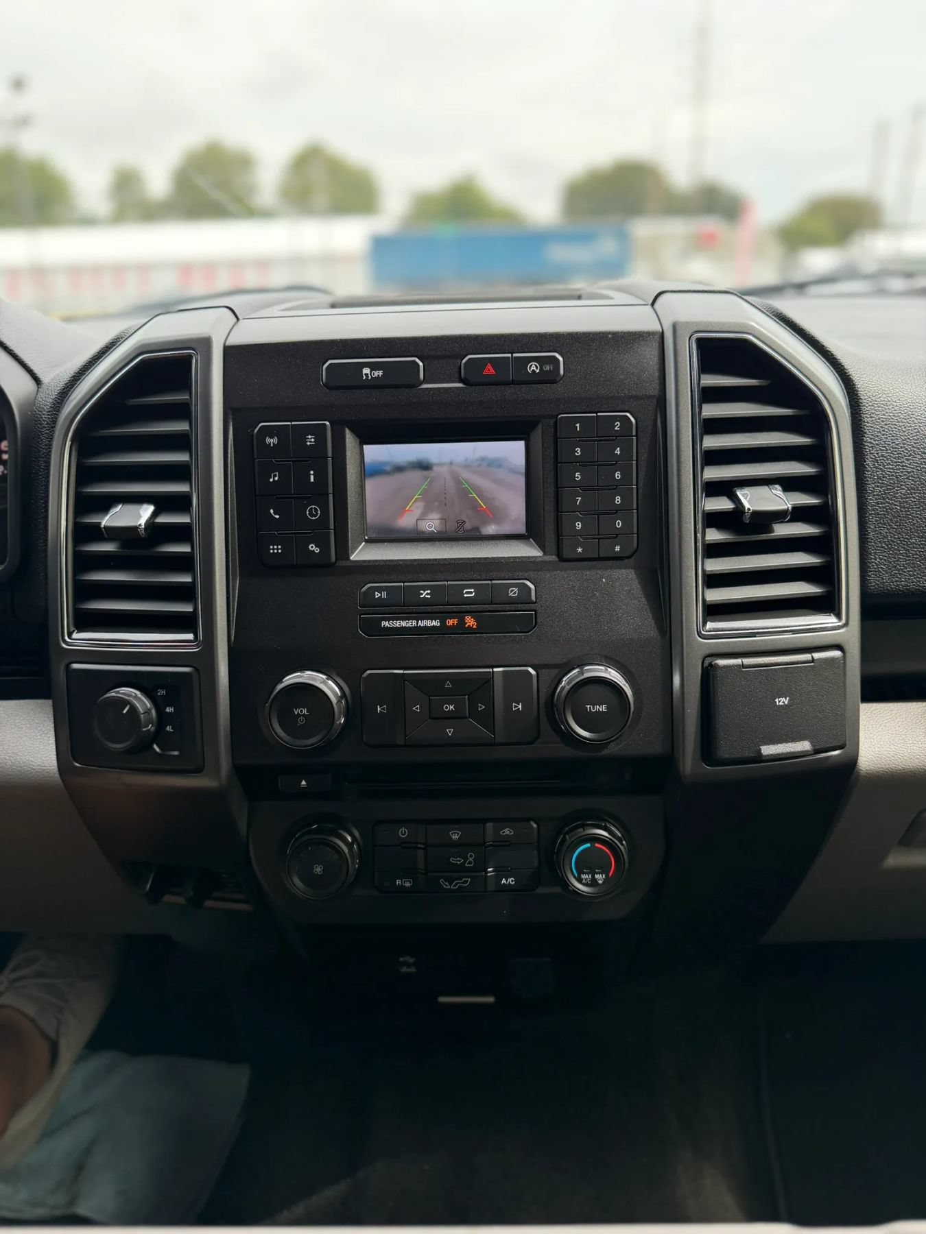 Used 2018 Ford F150 XLT w/ Equipment Group 301A Mid AWD/4WD image 13