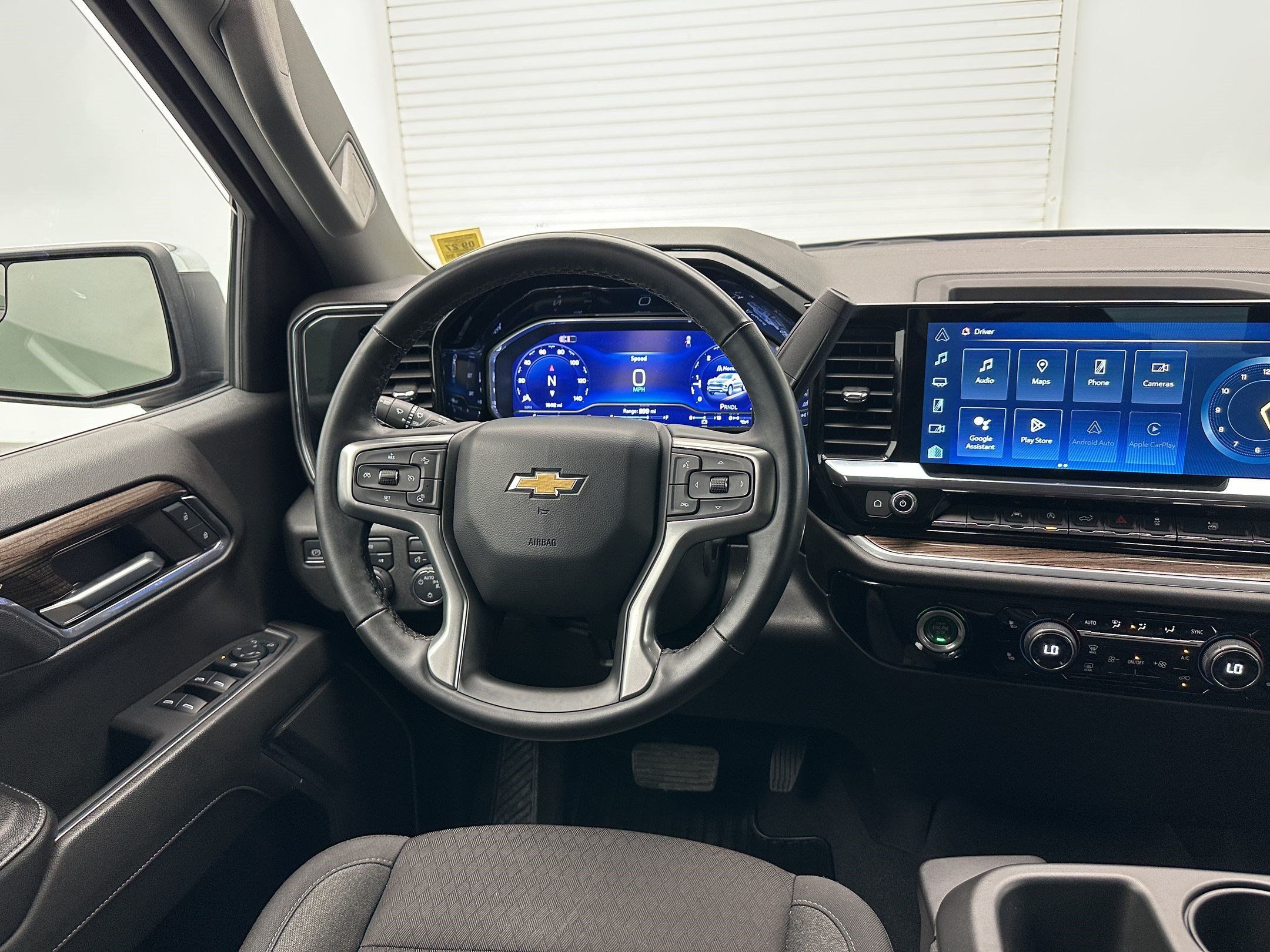 Certified 2024 Chevrolet Silverado 1500 LT AWD/4WD image 18