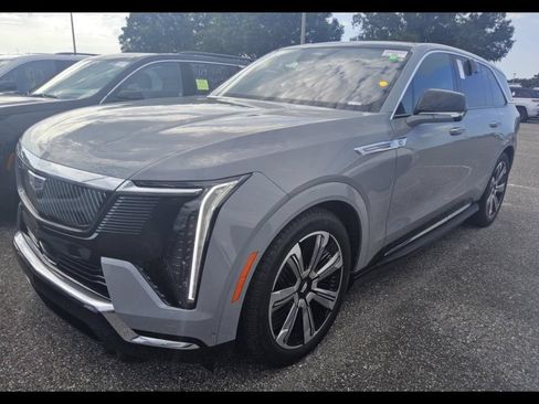 Certified 2026 Cadillac Escalade IQ Luxury 2 AWD/4WD image 1