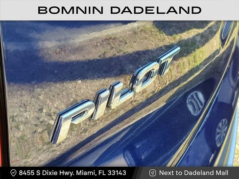 Used 2022 Honda Pilot Touring image 6