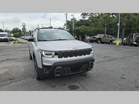 New 2026 Jeep Cherokee Laredo AWD/4WD image 38