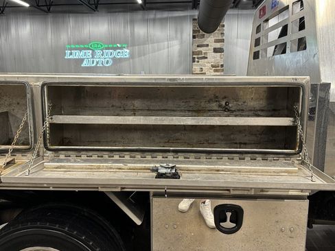 Used 2022 RAM 4500 Tradesman w/ Chrome Appearance Group AWD/4WD image 23