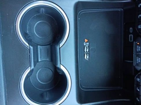 Used 2023 Chevrolet Tahoe High Country image 26