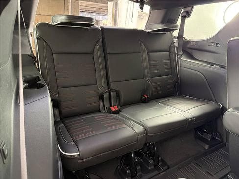 New 2026 GMC Yukon AT4 Ultimate AWD/4WD image 15