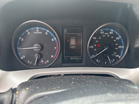 Used 2017 Toyota RAV4 XLE image 12