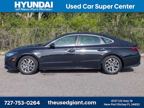 Used 2023 Hyundai Sonata SEL w/ Cargo Package FWD image 2