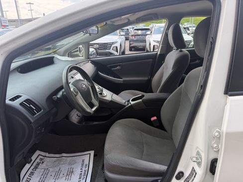 Used 2013 Toyota Prius Two FWD image 28
