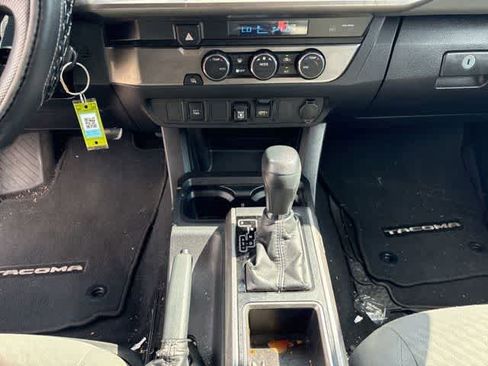 Used 2021 Toyota Tacoma SR5 RWD image 19