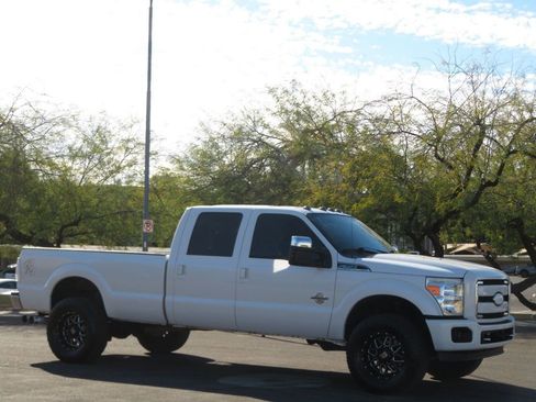 Used 2012 Ford F350 Lariat w/ Chrome Pkg image 4