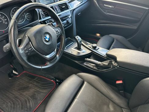 Used 2018 BMW 330i Sedan RWD image 9