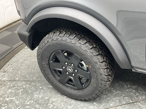 New 2025 Ford Bronco 4-Door image 26