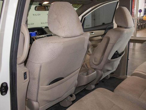 Used 2016 Honda Odyssey SE image 9