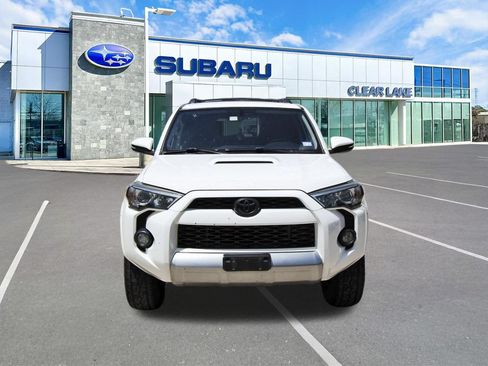 Used 2019 Toyota 4Runner TRD Off-Road Premium AWD/4WD image 2