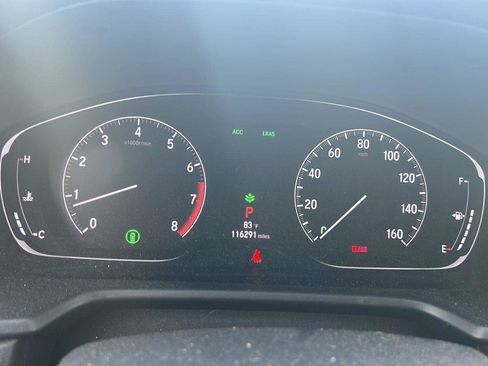 Used 2018 Honda Accord Touring image 10