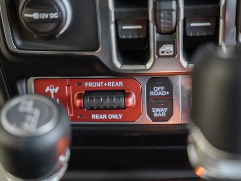 New 2026 Jeep Wrangler Unlimited Rubicon AWD/4WD image 25