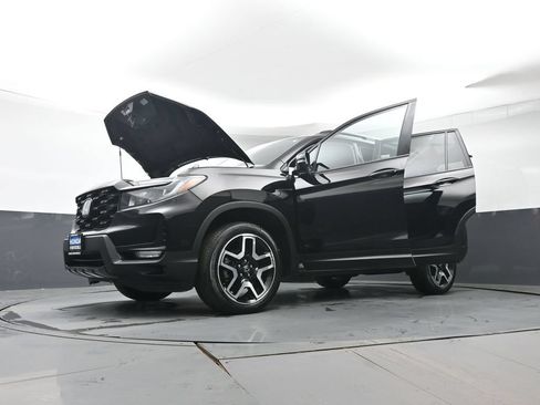 Certified 2023 Honda Passport Elite image 47