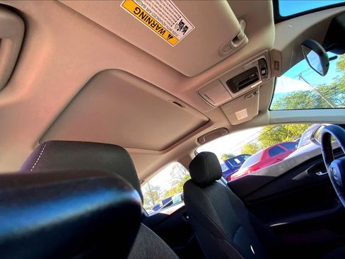 Used 2024 Honda Accord EX image 12