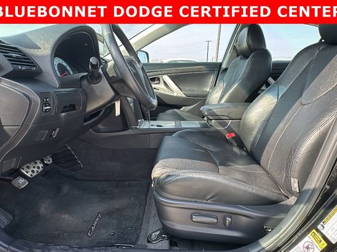 Used 2010 Toyota Camry image 9