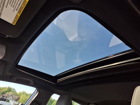 Used 2025 Toyota Camry SE w/ Multimedia Upgrade Package FWD image 22