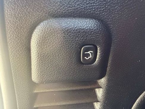Used 2021 Jeep Grand Cherokee Laredo X AWD/4WD image 17