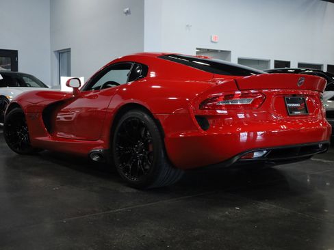 Used 2015 Dodge Viper SRT w/ Quick Order Package 22J GT image 4
