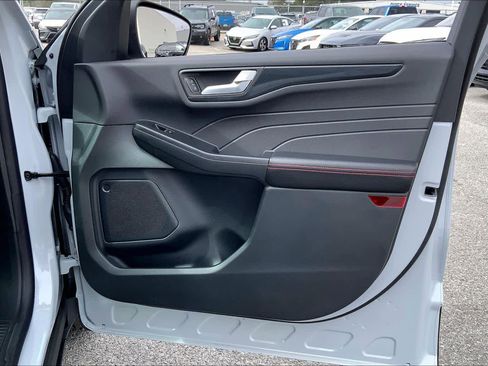 Certified 2025 Ford Escape ST-Line w/ Equipment Group 301A image 23