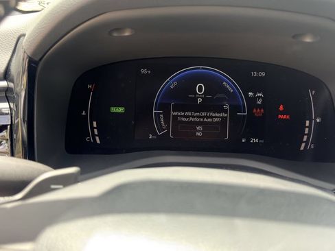 Used 2026 Toyota Camry SE FWD image 22