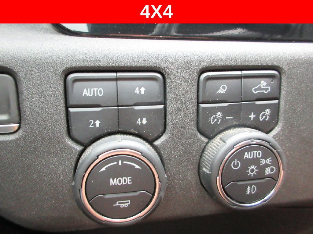 Certified 2024 Chevrolet Silverado 2500 LTZ AWD/4WD image 27