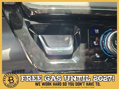 New 2026 GMC Sierra 1500 AT4 w/ AT4 Premium Package AWD/4WD image 28