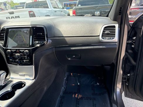 Used 2021 Jeep Grand Cherokee SRT AWD/4WD image 30