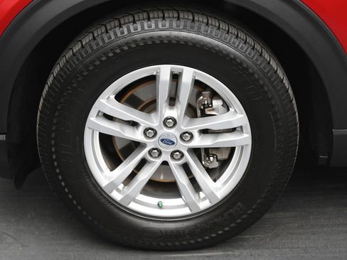 Used 2020 Ford Explorer XLT w/ Equipment Group 202A image 30