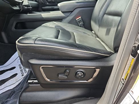 Used 2022 RAM 1500 Limited AWD/4WD image 29