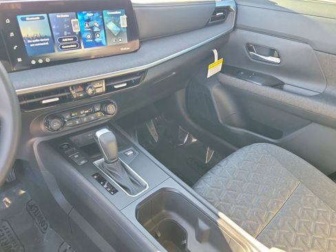 New 2026 Nissan Kicks SV w/ Cold Weather Package image 32