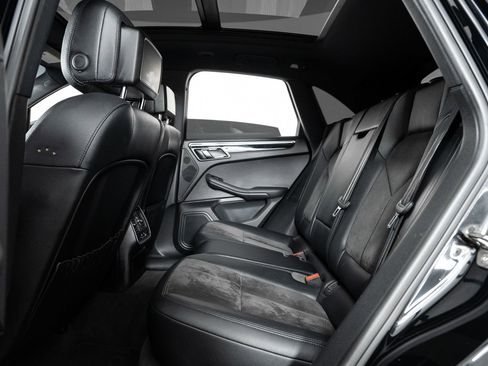 Used 2016 Porsche Macan S image 18