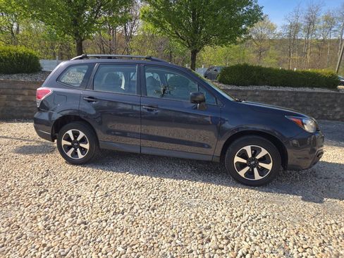 Used 2017 Subaru Forester 2.5i w/ Alloy Wheel Package AWD/4WD image 8
