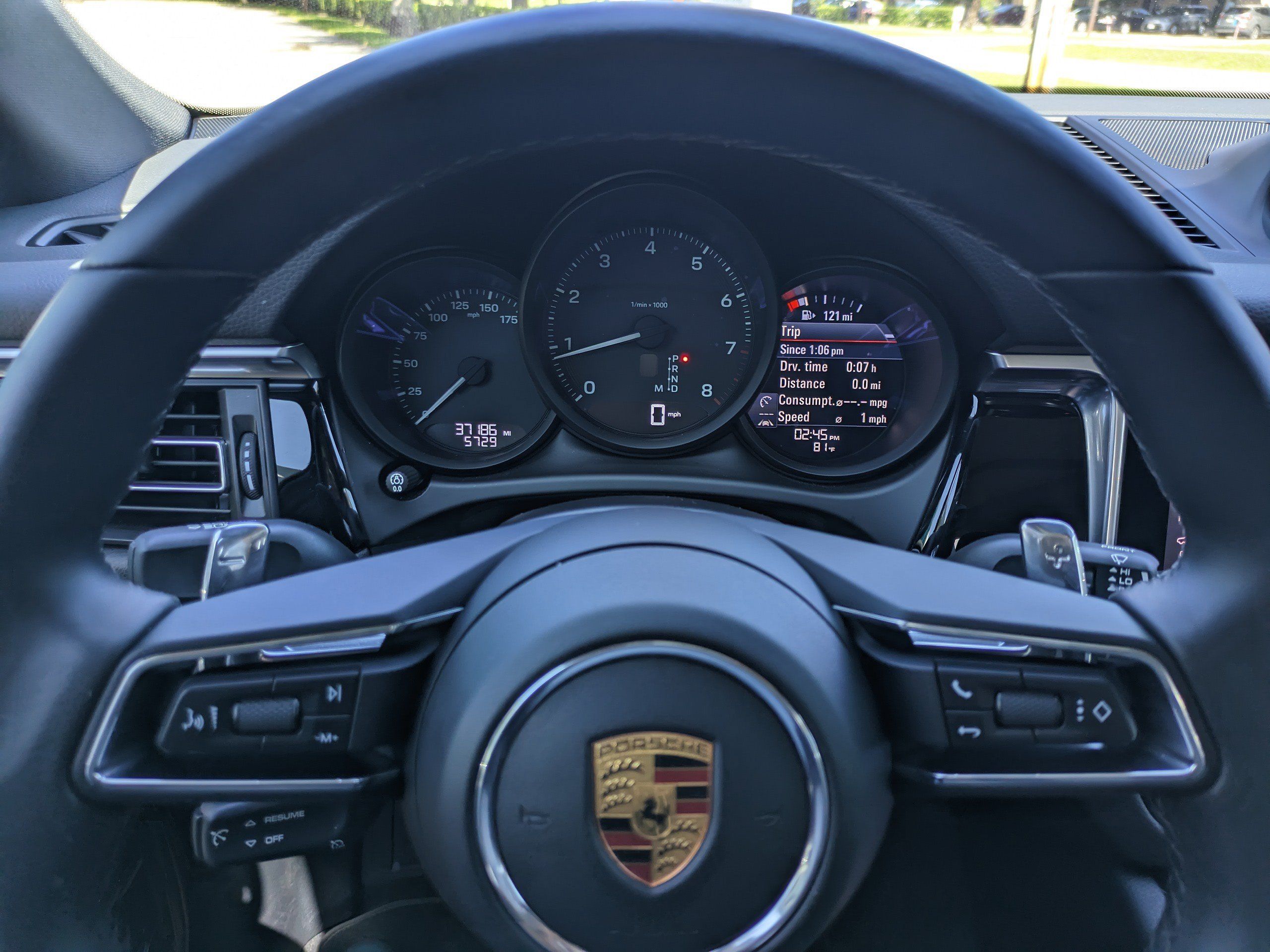 Used 2022 Porsche Macan AWD/4WD image 28