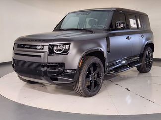 New 2026 Land Rover Defender 110 V8 video 1