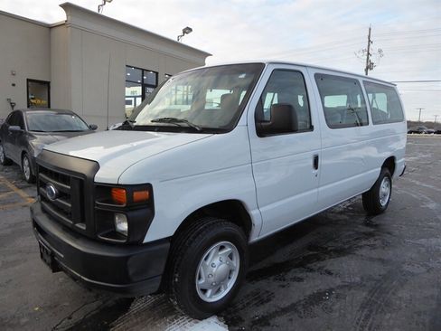 Used 2013 Ford E-350 and Econoline 350 XL image 3
