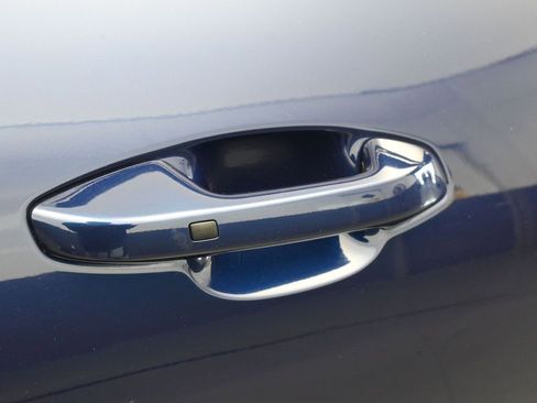 Used 2024 Kia Seltos EX image 39