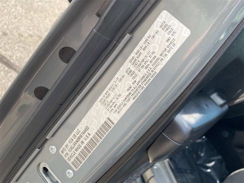 Used 2021 Jeep Wrangler Willys image 17