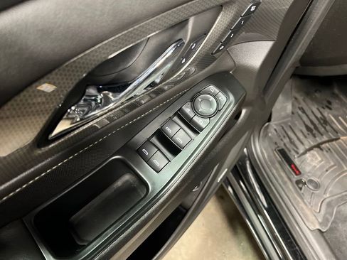 Certified 2023 Chevrolet Traverse Premier w/ Redline Edition image 11